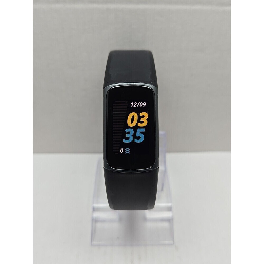 Fitbit Charge 5 Fitness Tracker GPS SpO2 Sleep Monitor Activity W/ Charger Watch